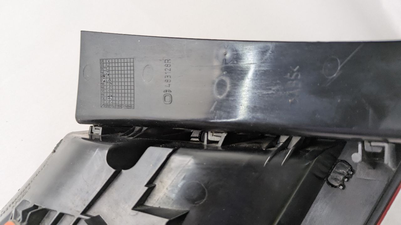 2011 MERCEDES-BENZ E-CLASS Right TAIL LAMP - 493838 — photo 6
