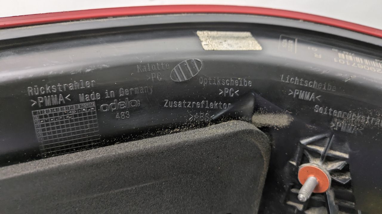 2011 MERCEDES-BENZ E-CLASS Right TAIL LAMP - 493838 — photo 8