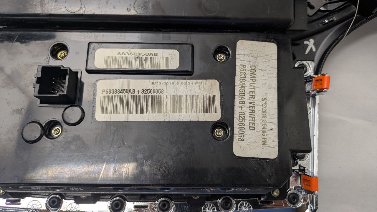 2019 JEEP GRAND CHEROKEE TEMP CONTROL - 493892 — photo 3