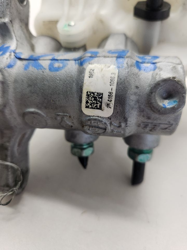 2022 GMC CANYON BRAKE MASTER CYL - 494031 — photo 3