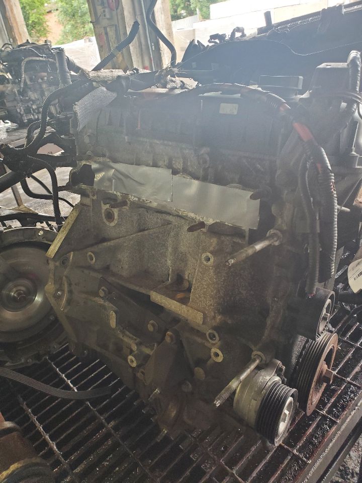2010 FORD TRANSIT CONNECT ENGINE ASSEMBLY - 494425