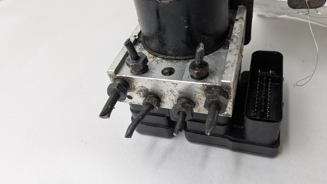 2010 FORD TRANSIT CONNECT Anti-lock Brake Pts - 494429 — photo 4