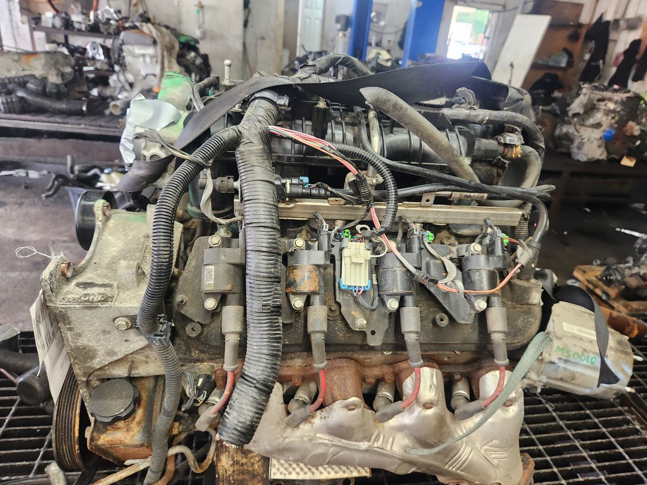 2008 GMC YUKON ENGINE ASSEMBLY - 494609 — photo 2