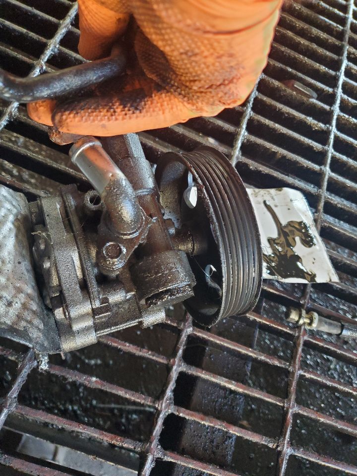 2011 DODGE JOURNEY PS Pump/Motor - 494888 — photo 4