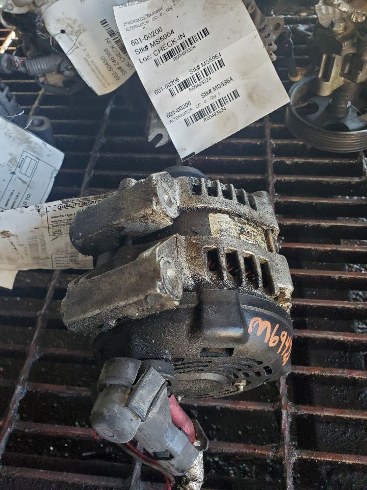 2011 DODGE JOURNEY ALTERNATOR - 494889 — photo 1