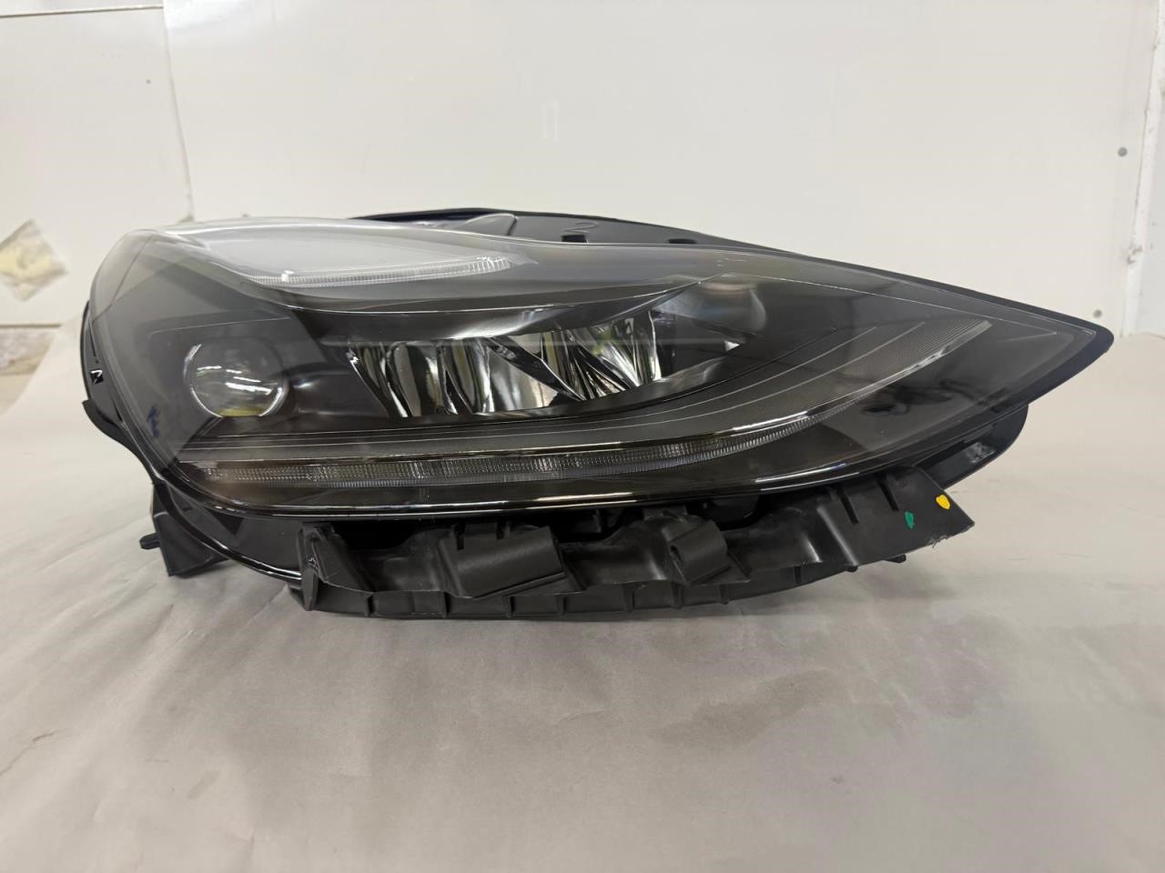 2022 TESLA TESLA 3 HEADLAMP ASSEMBLY - 495747 — photo 6
