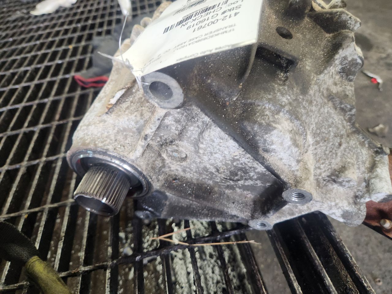 2011 FORD EXPLORER 6cyl Gasoline 3.5 TRANSFER CASE ASSY - 496060 — photo 5