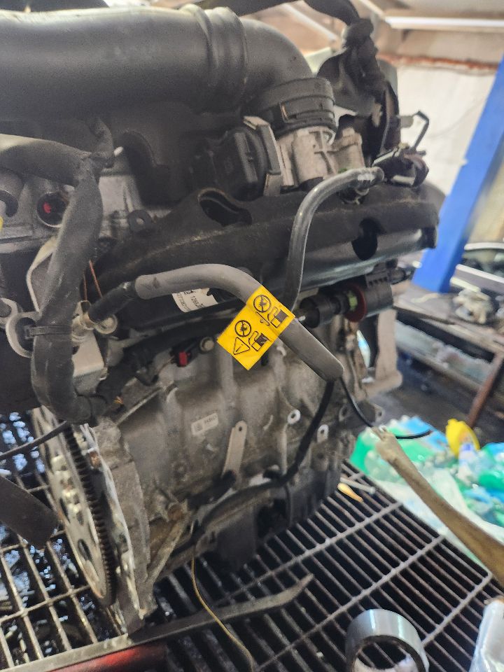 2018 CHEVROLET CRUZE ENGINE ASSEMBLY - 496076 — photo 4