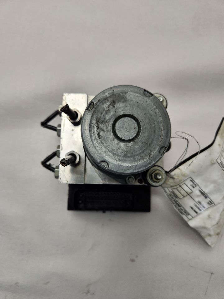 2011 CHEVROLET CAMARO 6cyl Gasoline 3.6 Anti-lock Brake Pts - 496153