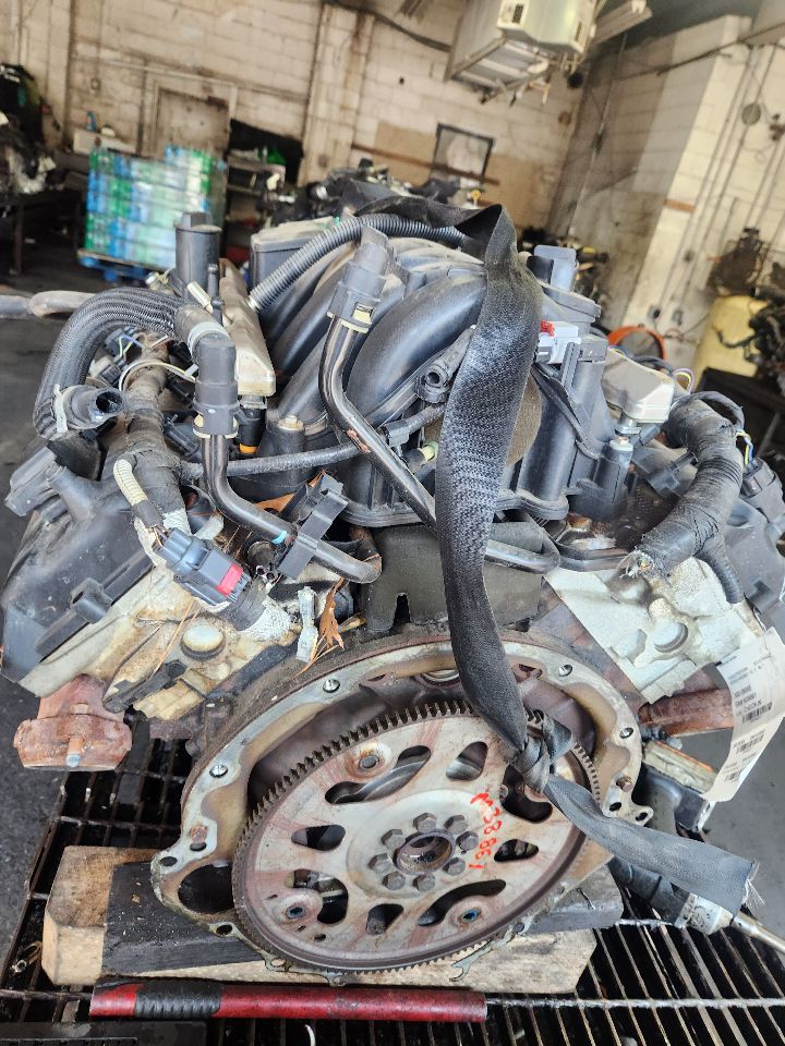 2013 DODGE DURANGO ENGINE ASSEMBLY - 496217