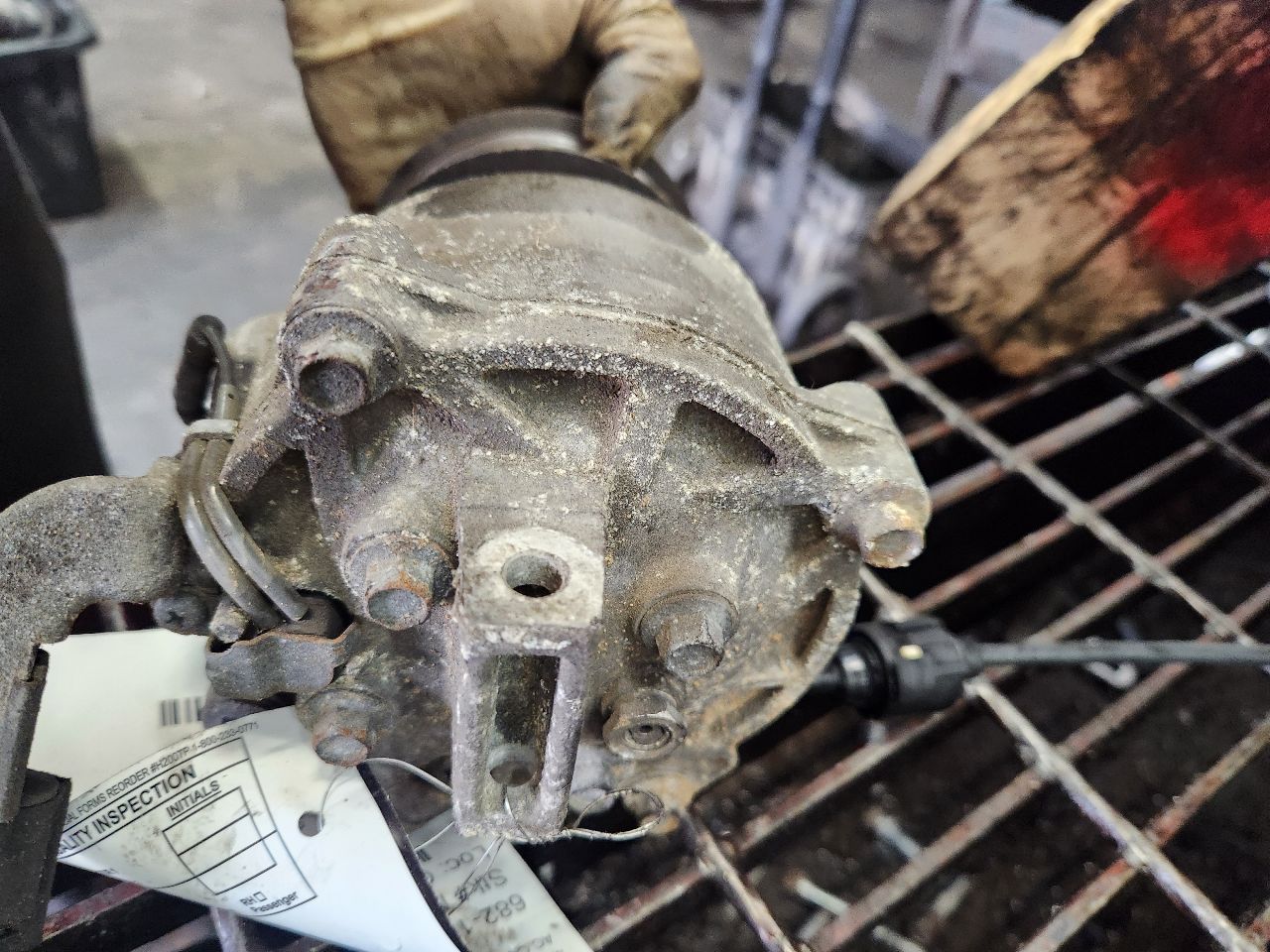 2013 MITSUBISHI OUTLANDER SPORT AC COMPRESSOR - 496265 — photo 2