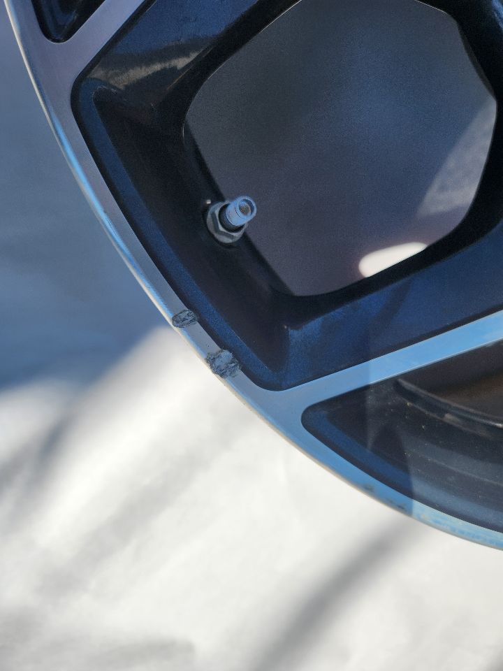 2017 BMW X1 WHEEL - 496289 — photo 2