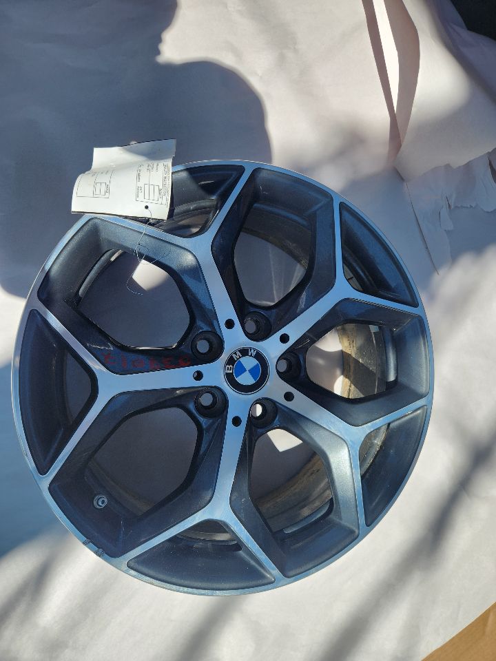 2017 BMW X1 WHEEL - 496289 — photo 4