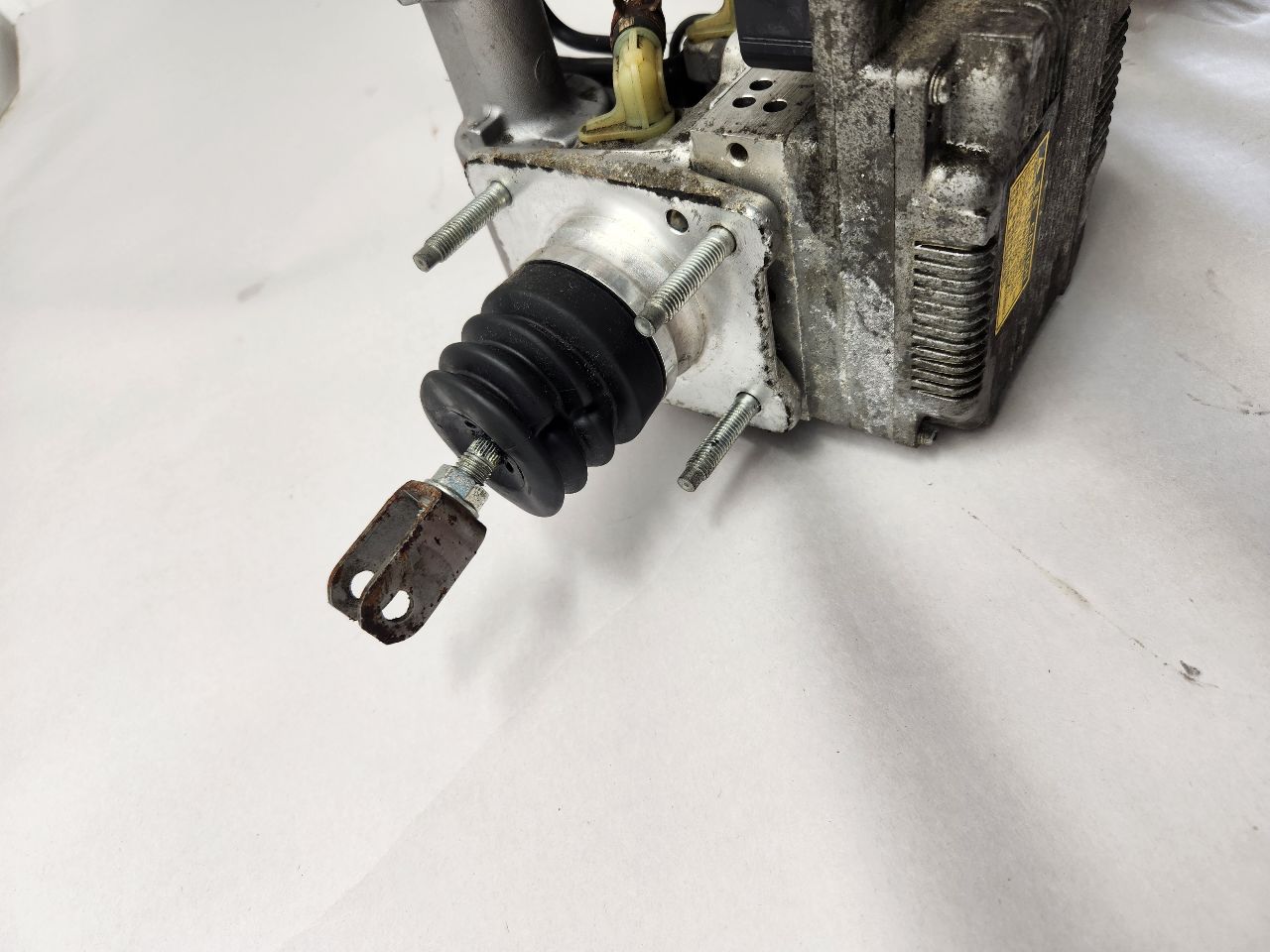2010 LEXUS HS250H Anti-lock Brake Pts - 496314 — photo 3