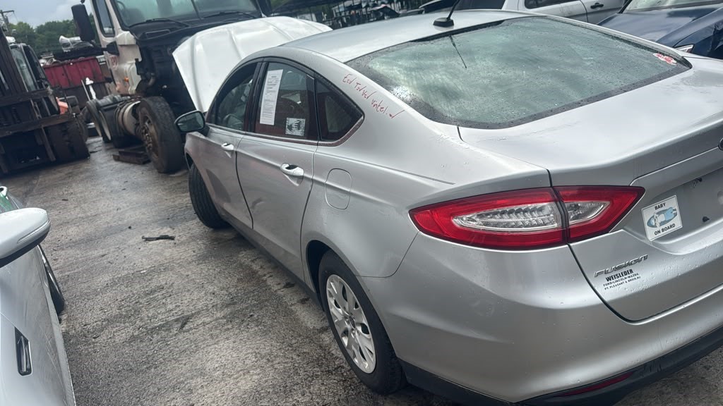 2013 FORD FUSION BUMPER ASSY, FRONT - 496349 — photo 1