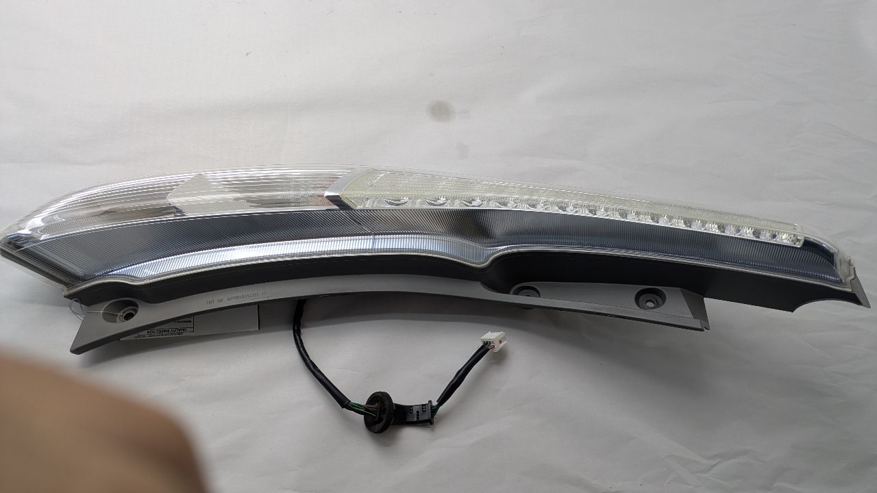 2013 NISSAN LEAF Left TAIL LAMP - 496575 — photo 1