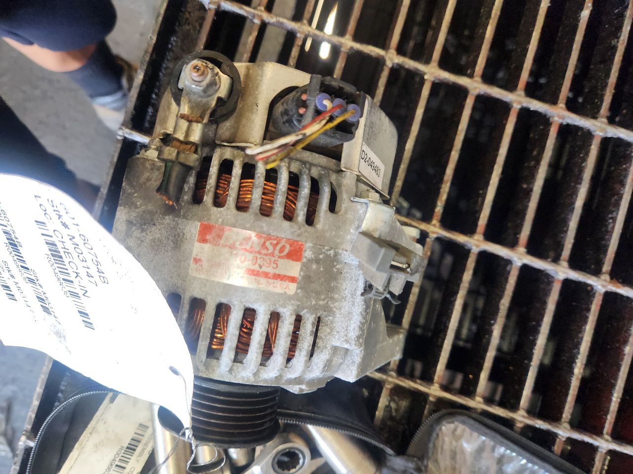 2008 TOYOTA MATRIX ALTERNATOR - 496639 — photo 2