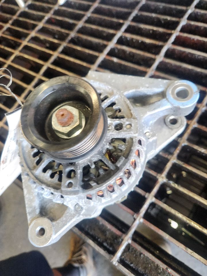 2008 TOYOTA MATRIX ALTERNATOR - 496639 — photo 4