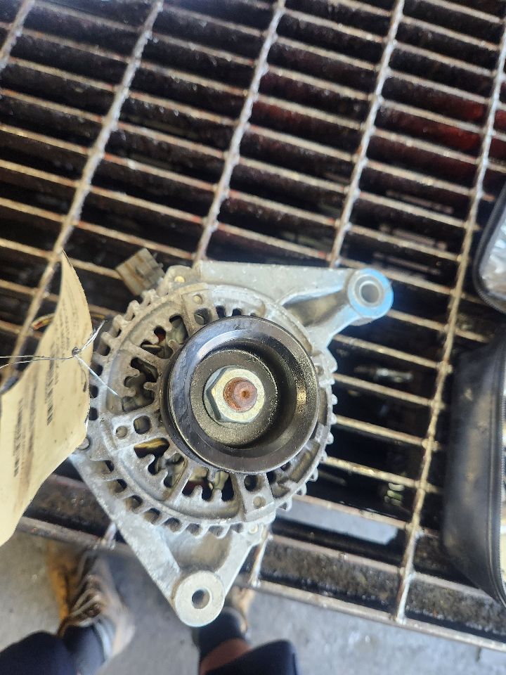 2008 TOYOTA MATRIX ALTERNATOR - 496639 — photo 6