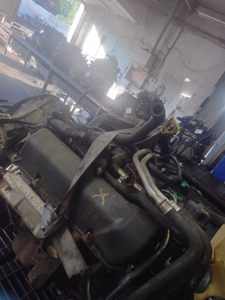 2005 DODGE DAKOTA ENGINE ASSEMBLY - 496738 — photo 6