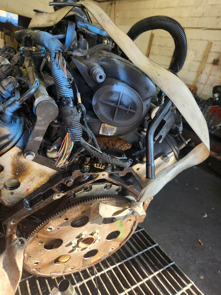2005 CHEVROLET VAN ENGINE ASSEMBLY - 496911 — photo 6