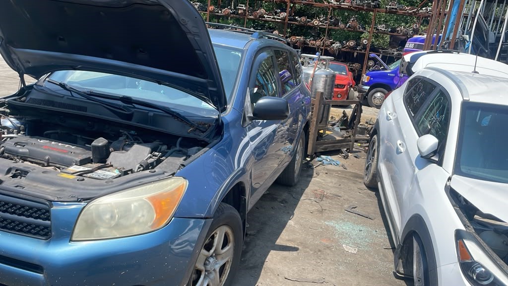 2008 TOYOTA RAV4 AC COMPRESSOR - 496945 — photo 5