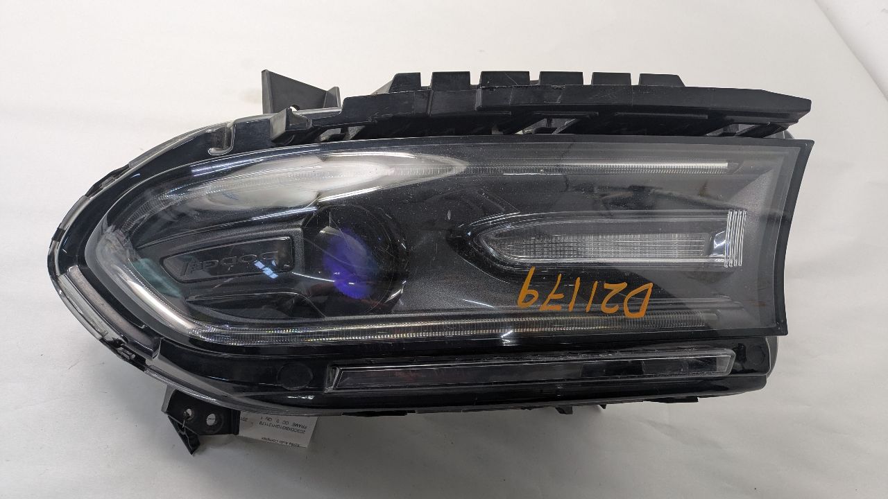 2016 DODGE CHARGER 6cyl Gasoline 3.6 Right HEADLAMP ASSEMBLY - 496962