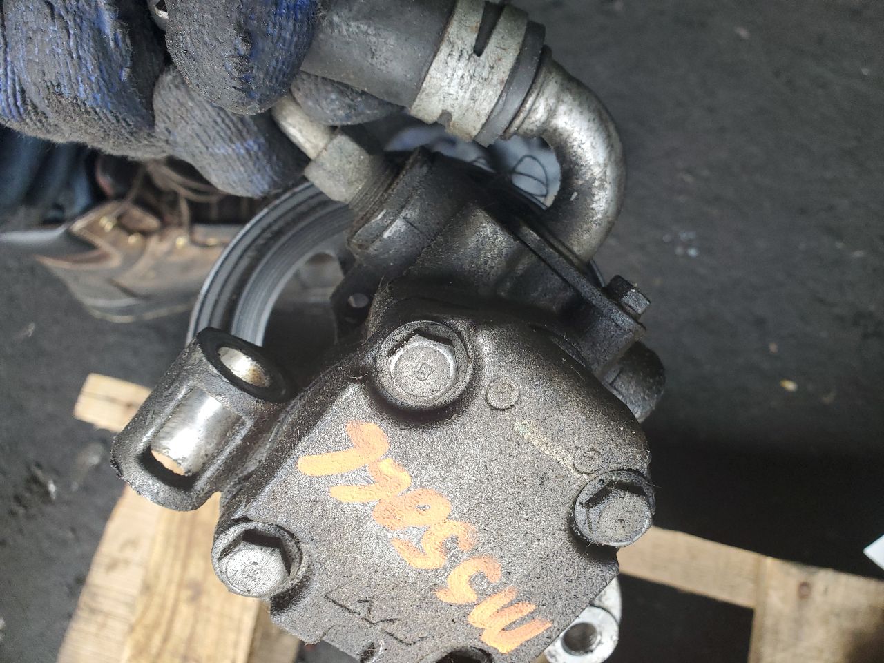 2011 CHEVROLET TRAVERSE PS Pump/Motor - 497329 — photo 1