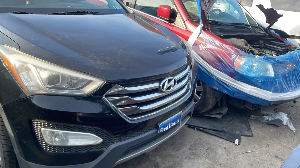 2014 HYUNDAI SANTA FE BUMPER ASSY, FRONT - 497415 — photo 3