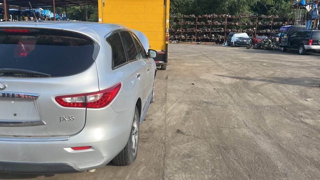 2013 INFINITI JX35 BUMPER ASSY, FRONT - 497425 — photo 8