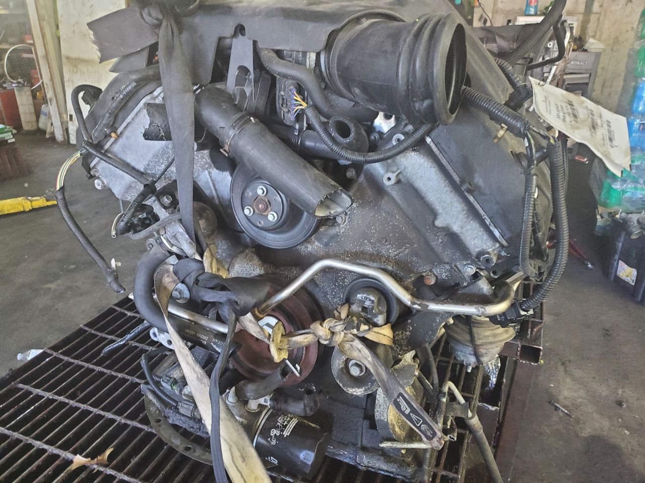 2010 JAGUAR XF ENGINE ASSEMBLY - 498004 — photo 2