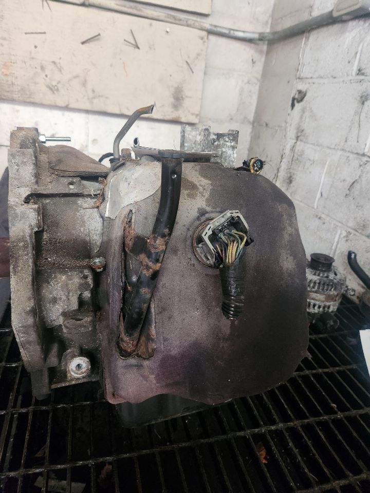2009 CHRYSLER TOWN & COUNTRY Transmiss,Transaxle - 498120 — photo 4