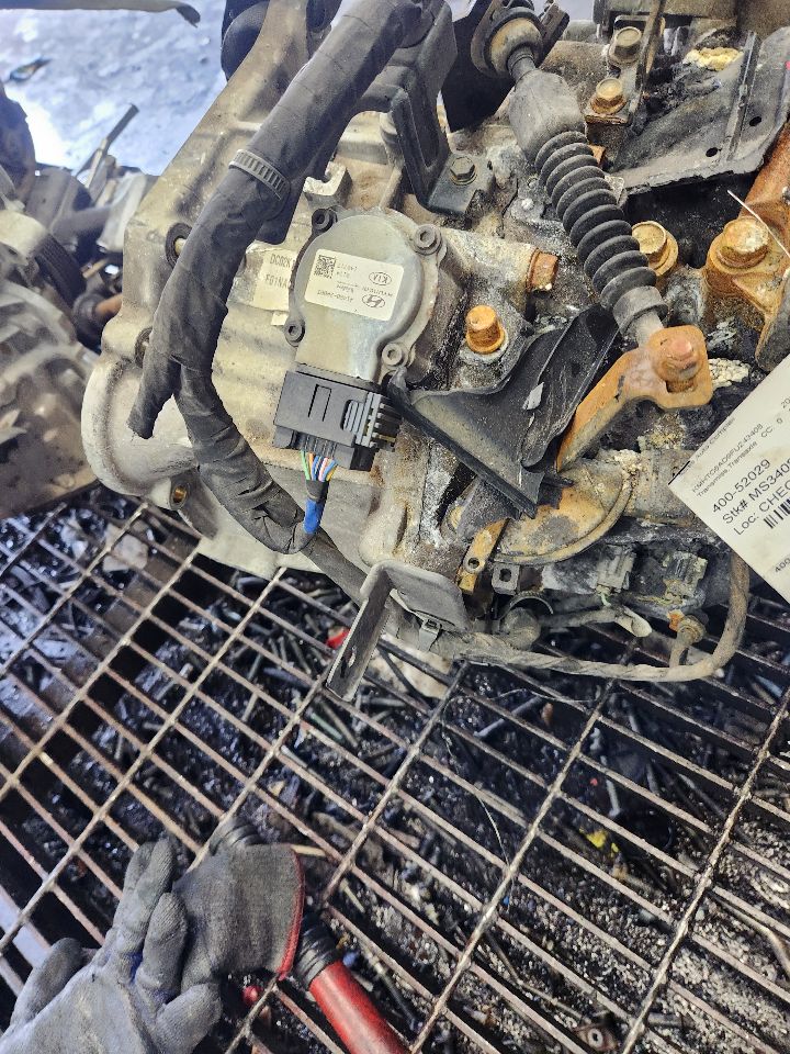 2015 HYUNDAI VELOSTER Transmiss,Transaxle - 498791 — photo 4