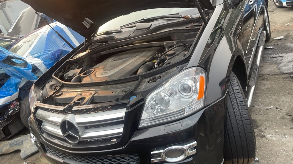 2007 MERCEDES-BENZ GL-CLASS BUMPER ASSY, FRONT - 498859 — photo 3