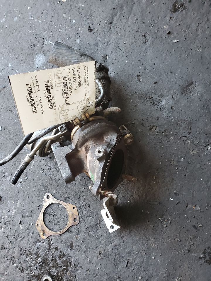 2010 FORD TAURUS Right Turbo-Supercharger - 498877 — photo 4