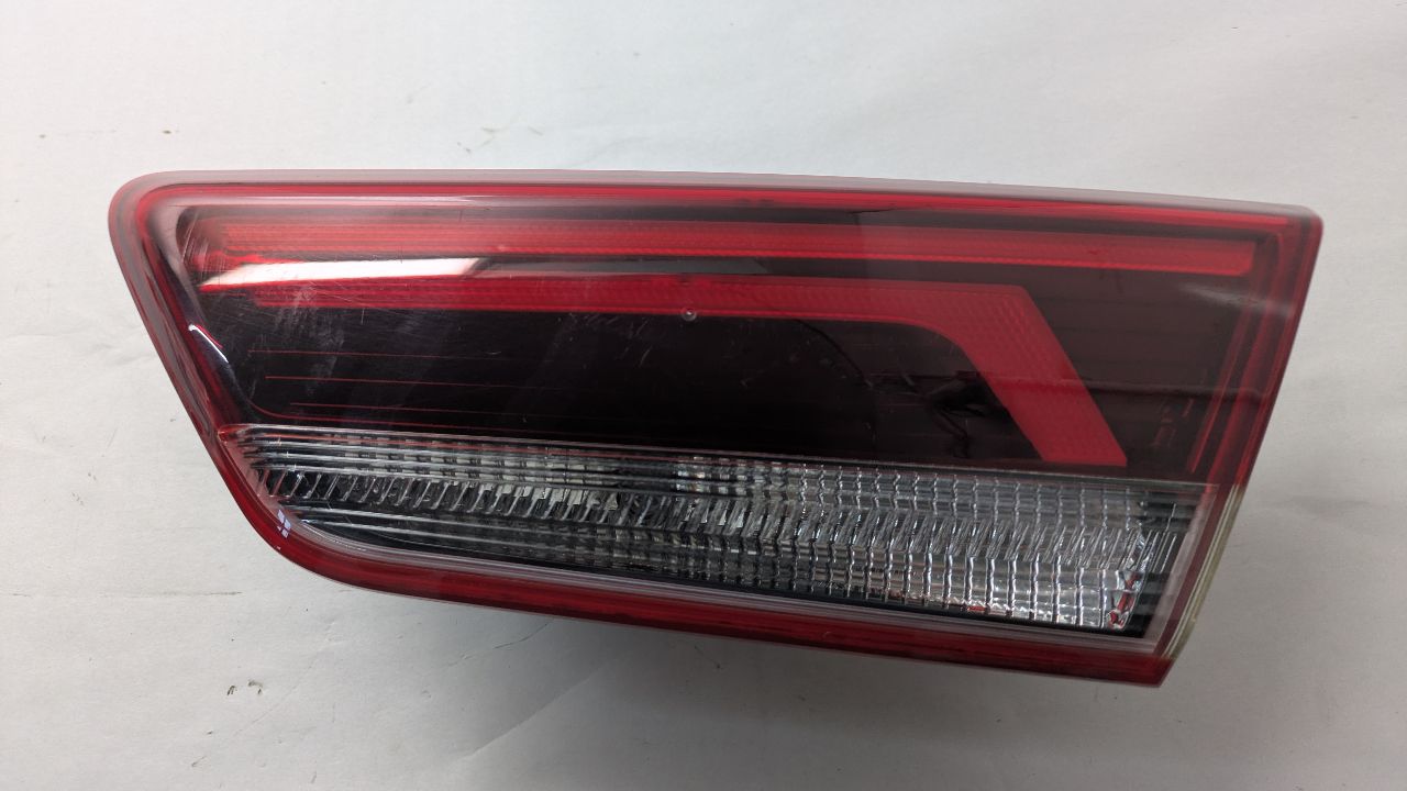 2019 KIA OPTIMA 2.0L 4cyl Turbo Gasoline Right TAIL LAMP - 498934 — photo 1