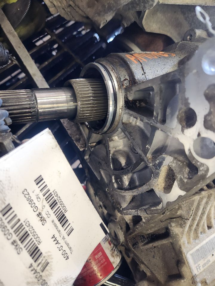 2017 GMC TERRAIN TRANSFER CASE ASSY - 499084 — photo 3