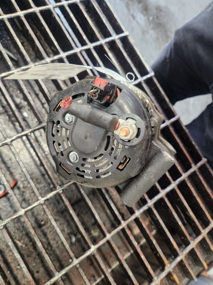 2017 CHRYSLER PACIFICA 6cyl Gasoline 3.6 ALTERNATOR - 499263 — photo 2