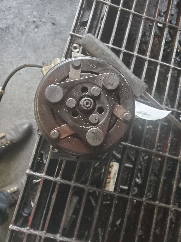 2003 HONDA CIVIC AC COMPRESSOR - 499295 — photo 3