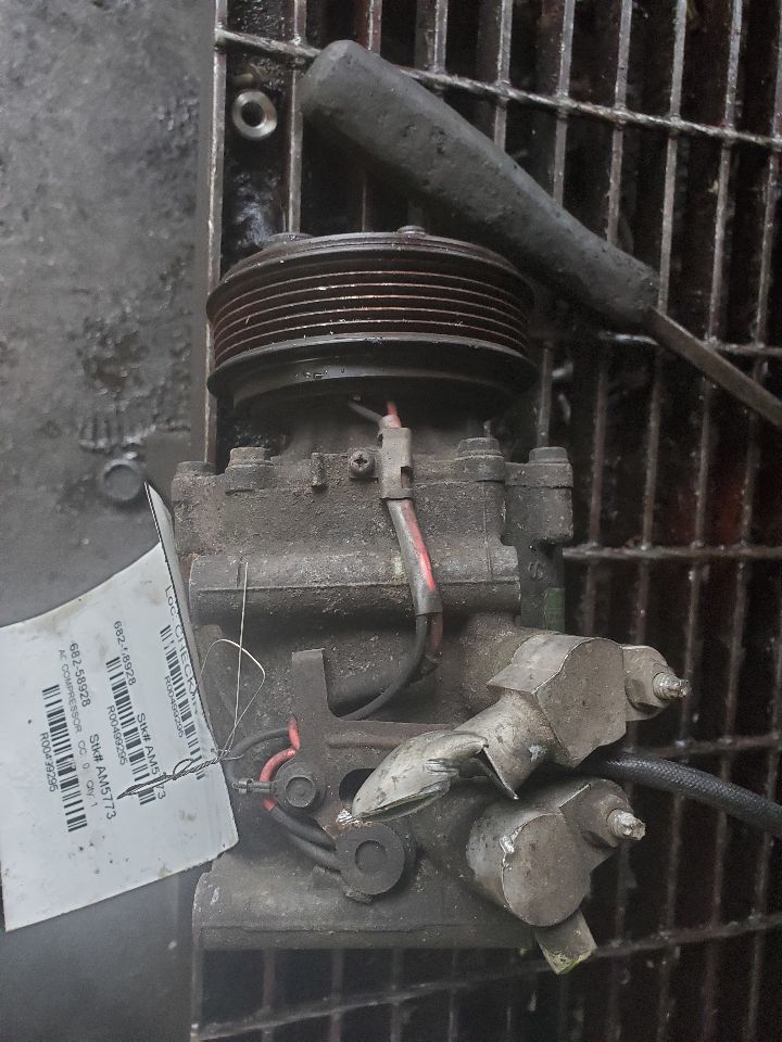 2003 HONDA CIVIC AC COMPRESSOR - 499295 — photo 4