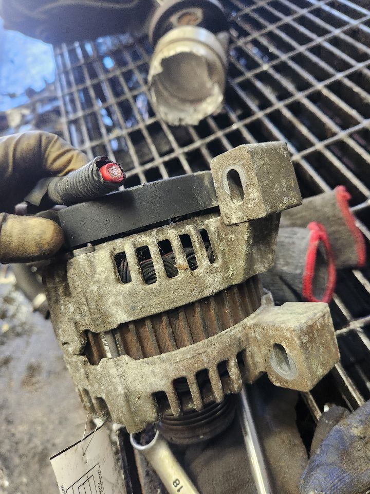 2008 VOLVO 30 SERIES ALTERNATOR - 499470 — photo 3