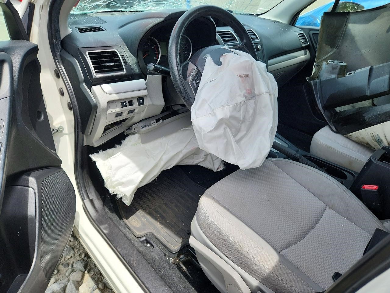 2016 SUBARU FORESTER ENGINE ASSEMBLY - 499717 — photo 8