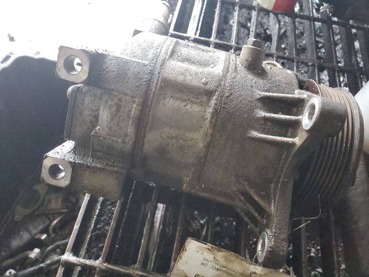 2019 NISSAN PATHFINDER AC COMPRESSOR - 499976 — photo 1
