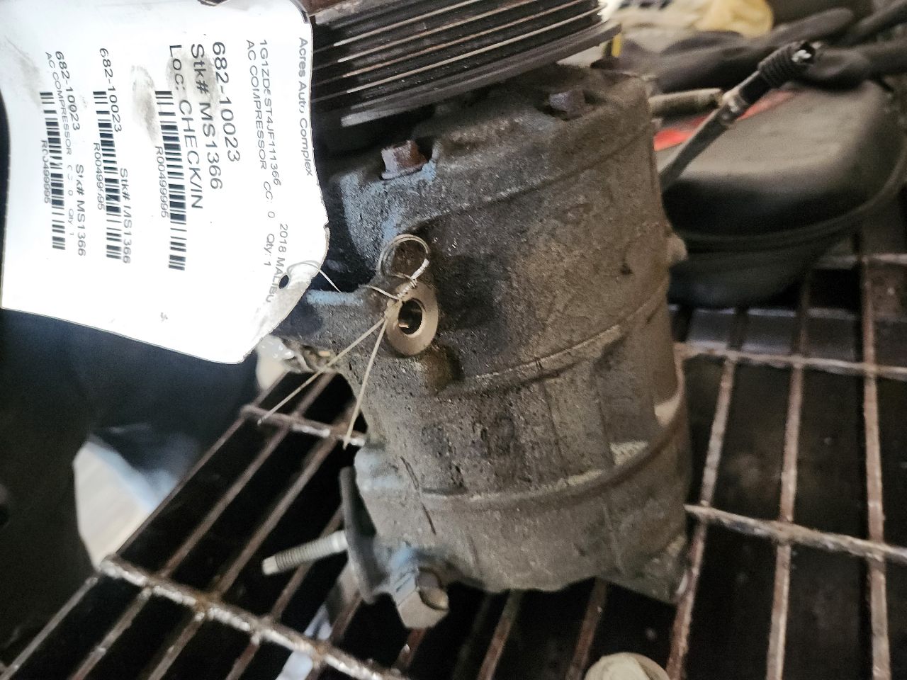 2018 CHEVROLET MALIBU AC COMPRESSOR - 499995 — photo 2