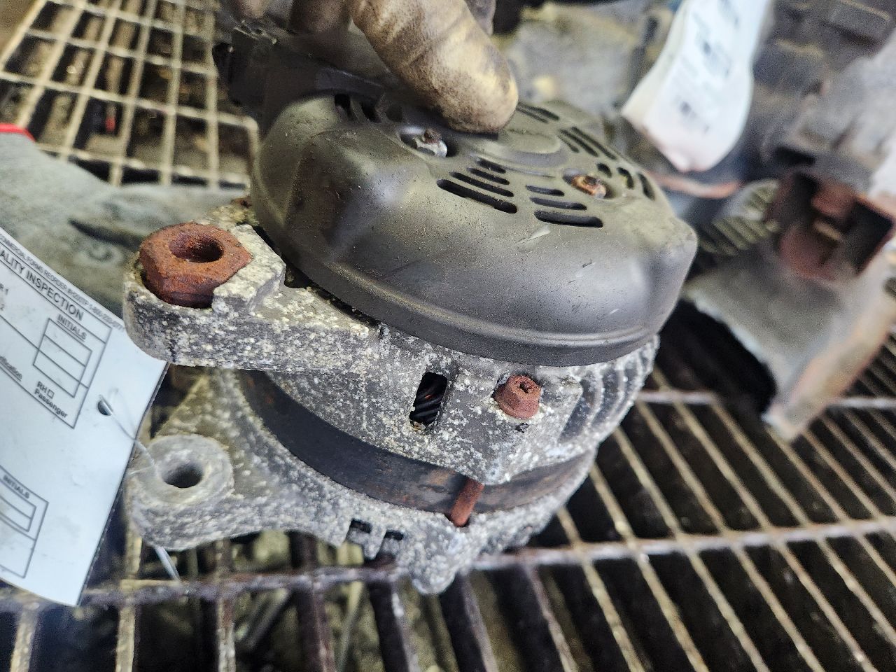 2009 TOYOTA COROLLA ALTERNATOR - 500039 — photo 4