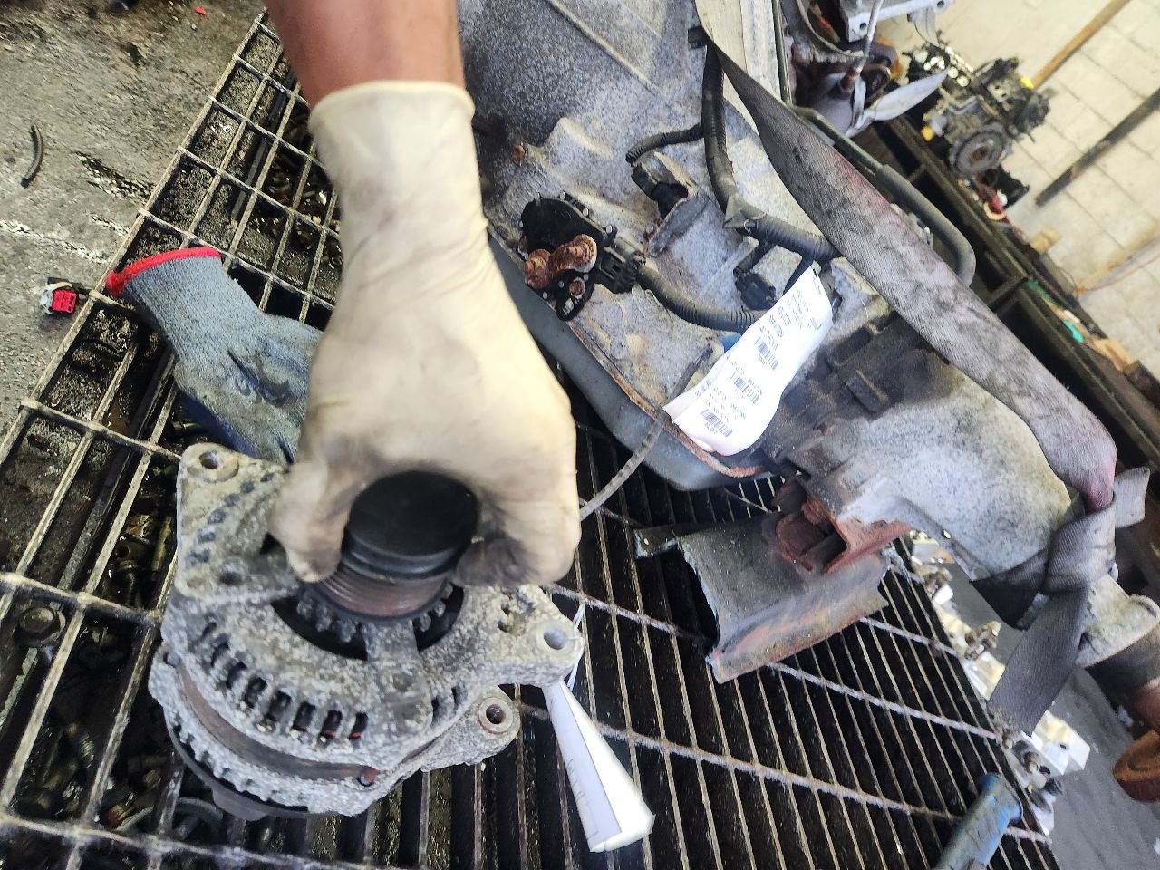 2009 TOYOTA COROLLA ALTERNATOR - 500039 — photo 5