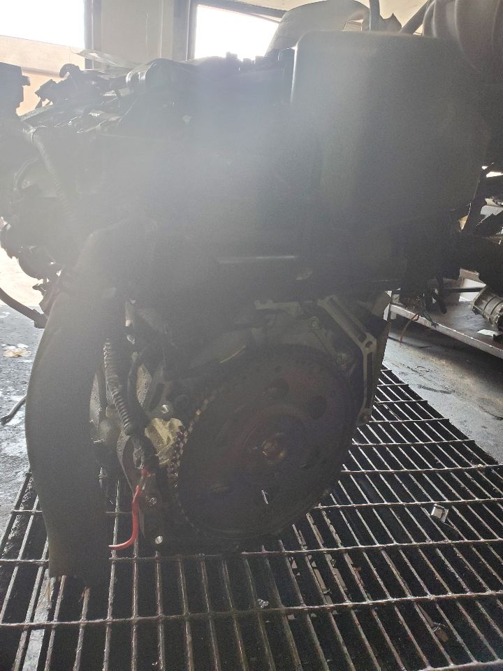 2011 KIA SEDONA ENGINE ASSEMBLY - 500056 — photo 5
