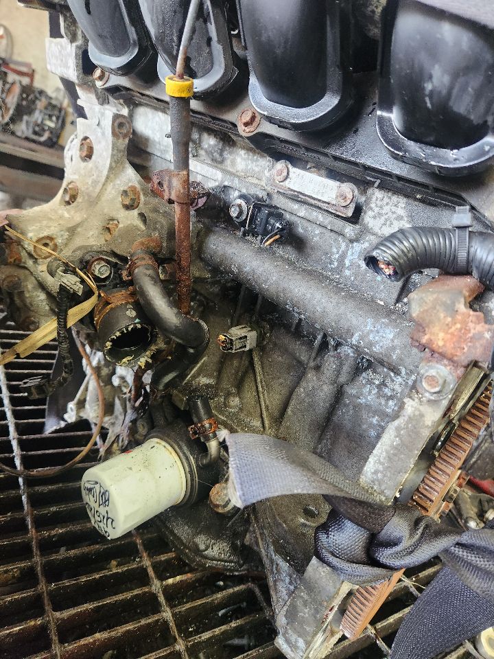 2015 NISSAN NV200 2.0L 4cyl Gasoline VVT ENGINE ASSEMBLY - 500106 — photo 3