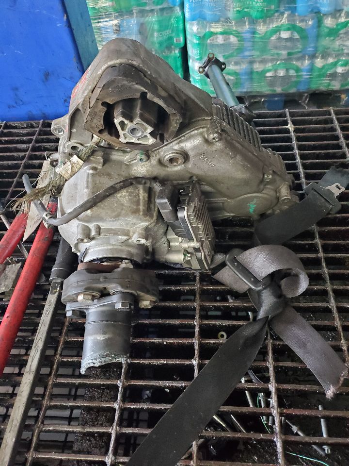 2017 BMW X3 TRANSFER CASE ASSY - 500132 — photo 3