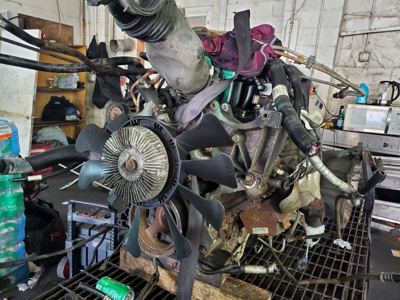 2010 CHEVROLET EXPRESS 3500 VAN ENGINE ASSEMBLY - 500158 — photo 2